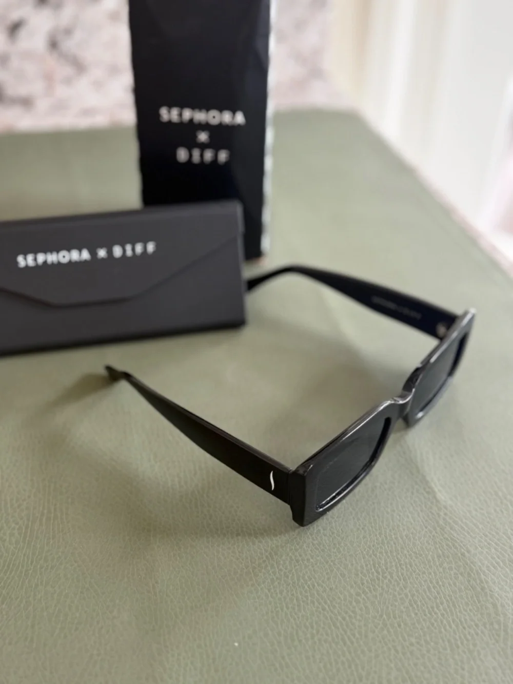 Diff Eyewear x Sephora Black Rectangular Sunglasses